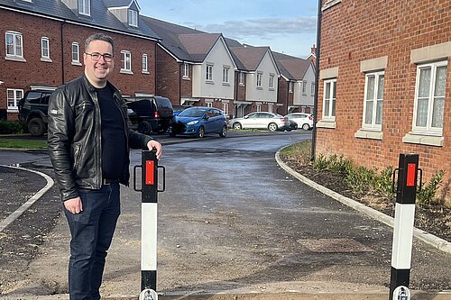 A city councillor is hailing an important win for the residents of the Earls Park area of Podsmead after new bollards were installed – allowing access for waste and recycling crews.