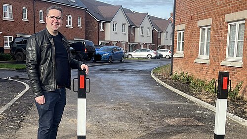 A city councillor is hailing an important win for the residents of the Earls Park area of Podsmead after new bollards were installed – allowing access for waste and recycling crews.